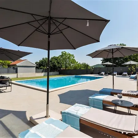 Mabella * Rovinjsko Selo