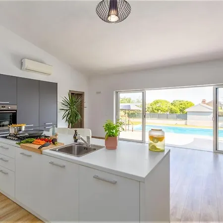 Willa Mabella Rovinjsko Selo