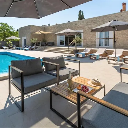 Willa Mabella Rovinjsko Selo