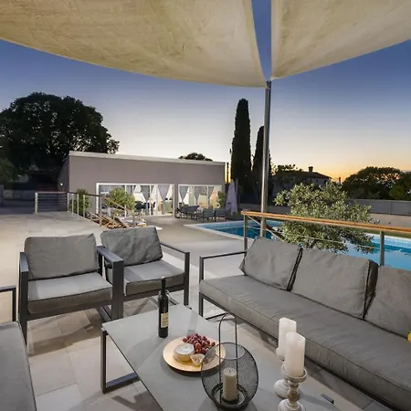 Villa Mabella *