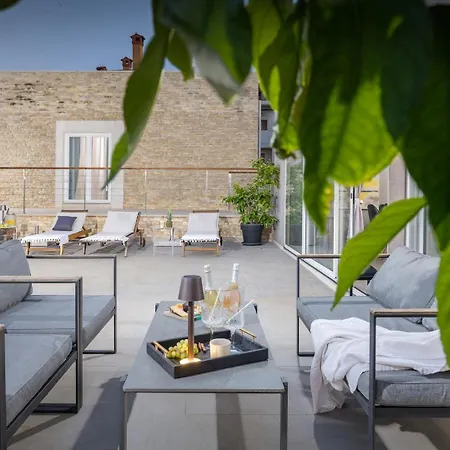 Mabella Villa